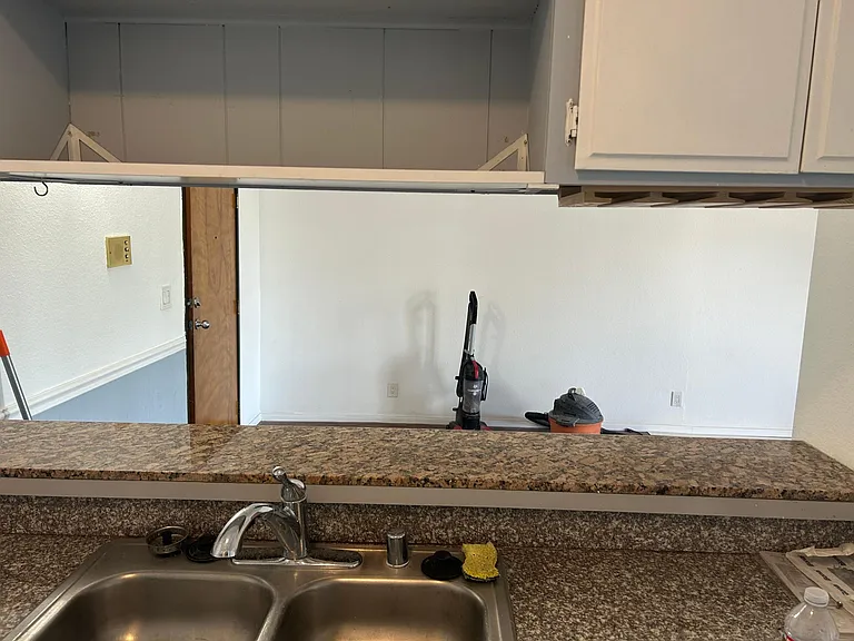 5320 Whitsett Ave #8 — Photo 44