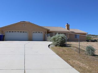 26027 Round Up Way, Apple Valley, CA 92308