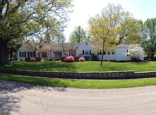 325 Greenhurst Dr, Erie, PA