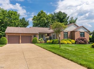 2375 Auberry Dr, Akron, OH