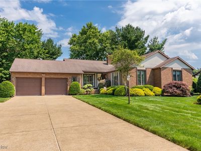 2375 Auberry Dr, Akron, OH, 44312