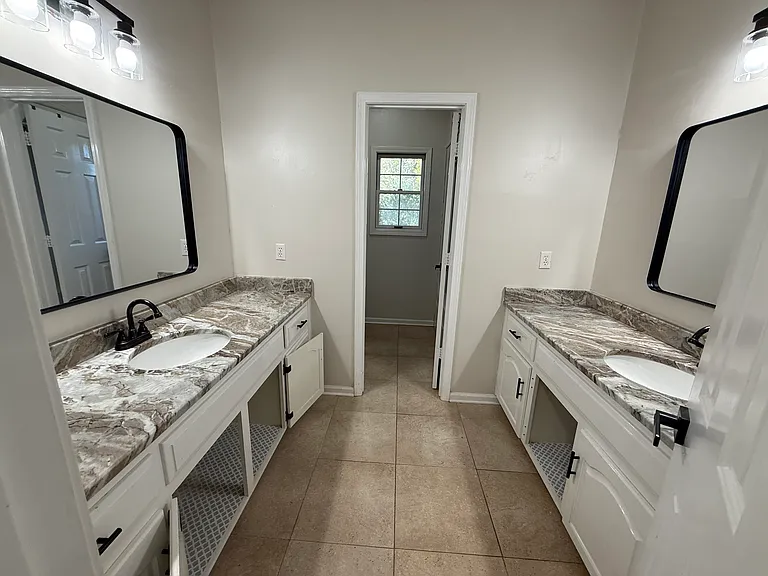 107 Mulberry Ct — Photo 6