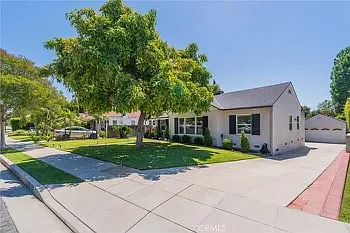 1058 Kendall Dr — Photo 1