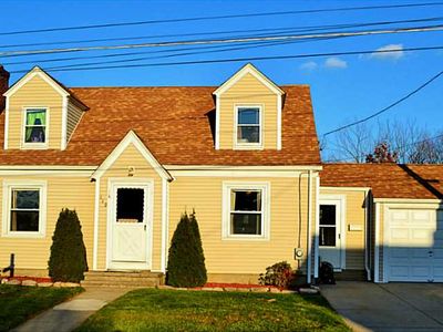 119 Chandler Ave, Cranston, RI, 02910