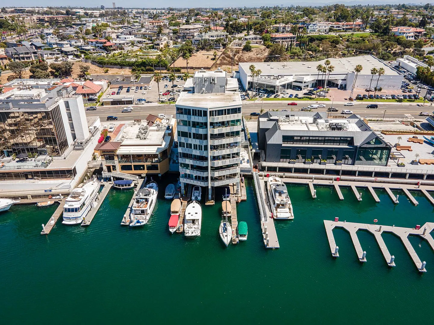 Newport Beach Bayfront Luxury Condo | Gated 2-Bedroom, 1.5-Bath — Photo 1