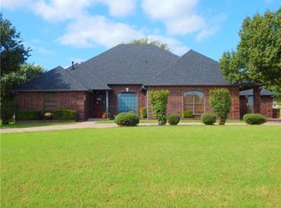606 Pool Pl, Shawnee, OK 74801