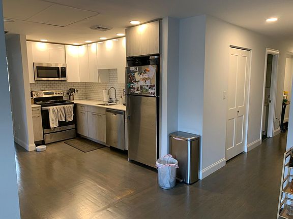5th image of 106 Jersey St #402