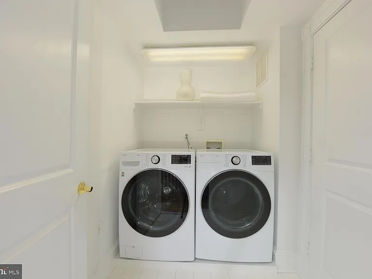 720 Potomac St — Photo 32