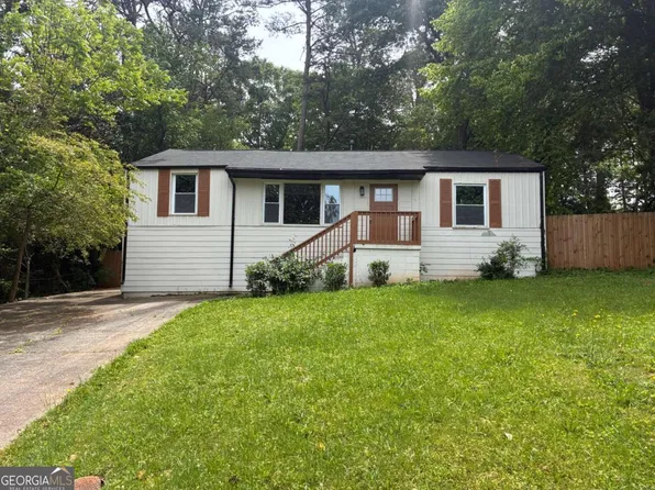 2190 Gordon Cir SE, Smyrna, GA 30080
