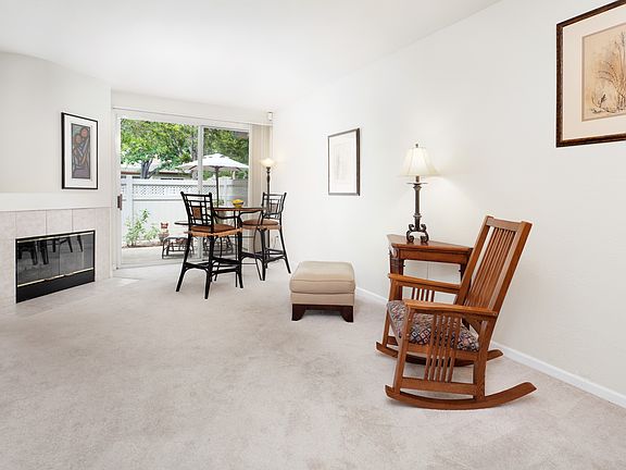 2nd image of 2511 Baywood Way
