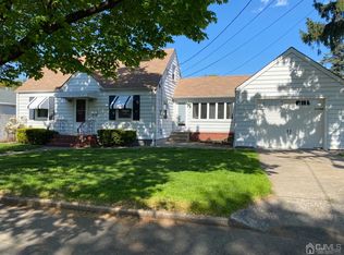 63 Larson Ave, Edison, NJ 08817