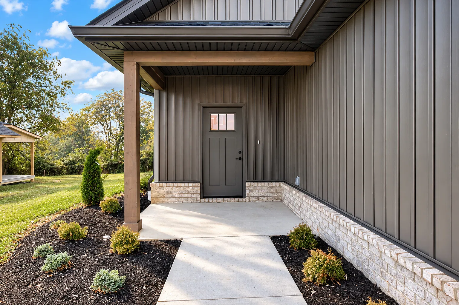 3 bed, 1282 sqft, $2,400 — Photo 3