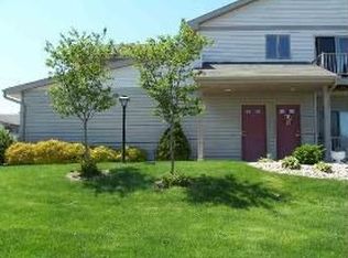 618 Military Ridge Dr, Verona, WI 53593