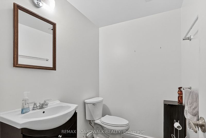 Ottawa House for rent - 4 Bedrooms — photo 23