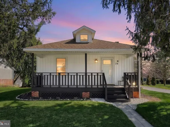 34 Mill St, Stewartstown, PA 17363