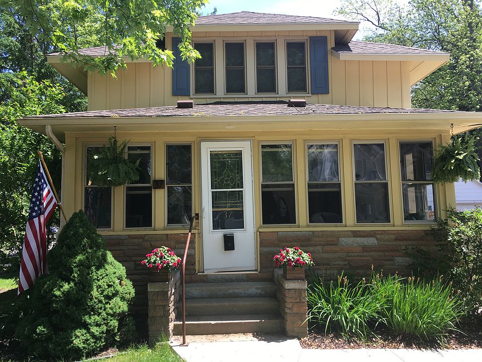 1st image of 37 S Elm St