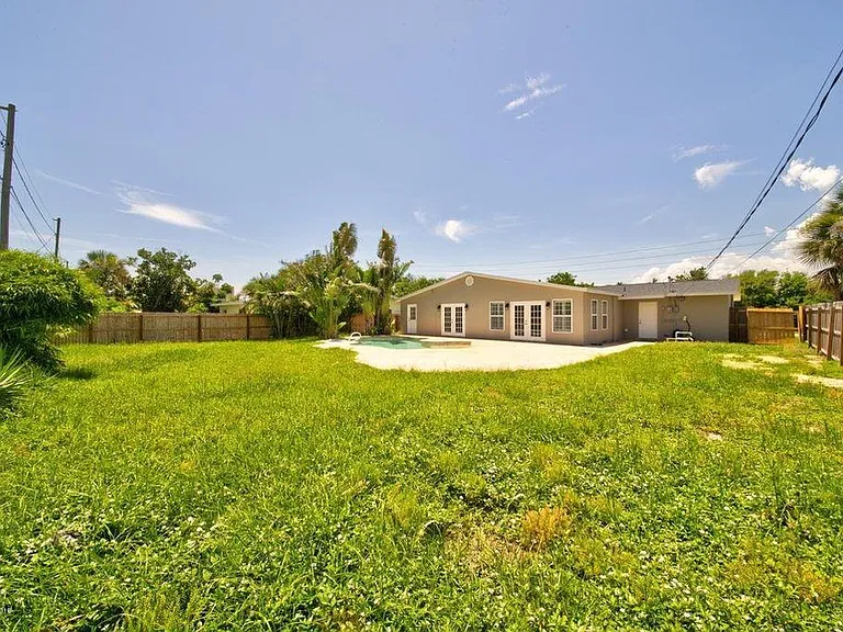278 Pine Tree Dr — Photo 50