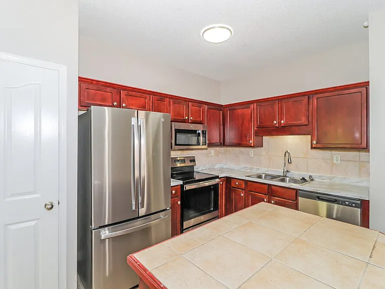4930 Indian Walk Ln — Photo 8