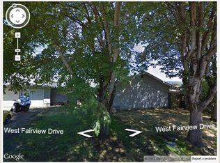 1560 Fairview Dr, Springfield, OR 97477