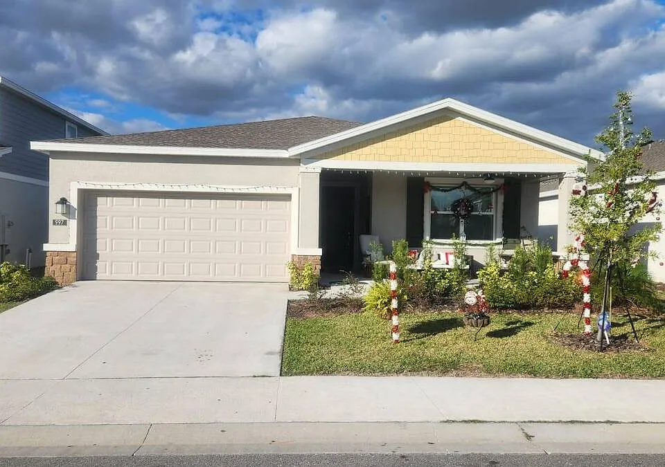 997 Waterfall Blvd
