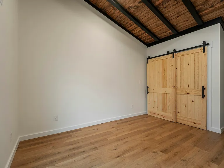1014 9th Ave #3 — Photo 9