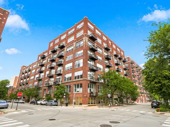 1500 W Monroe St Unit 126, Chicago, IL 60607