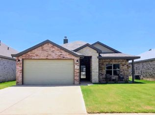 6913 18th Pl, Lubbock, TX 79416