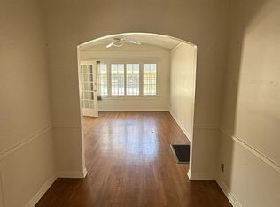 Ellsworth, Los Angeles, CA 90026
