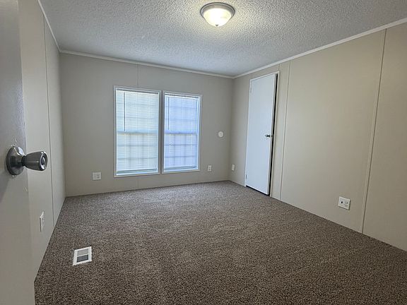 3rd image of 8200 Brook Dr #384