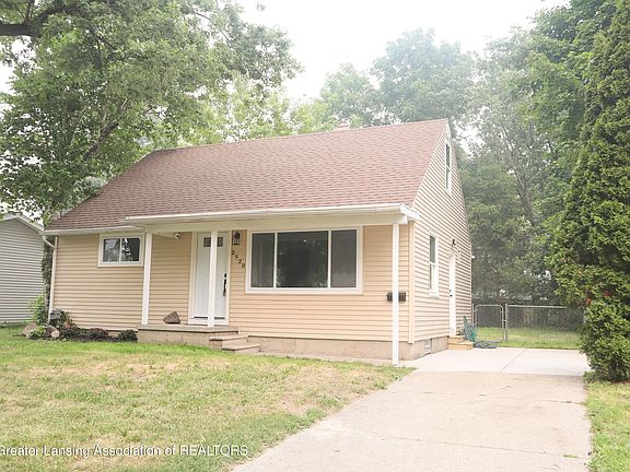 2nd image of 2928 Lafayette Cir