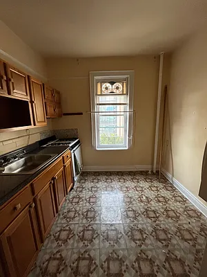 Rented by NYC LUXURY APT RENTALS CO LLC | media 5