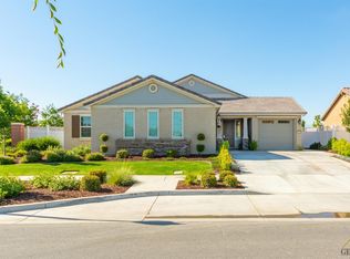13601 Pemberley Passage Ave, Bakersfield, CA 93311