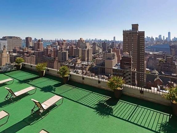 2nd image of 145 E 29th St #15DD
