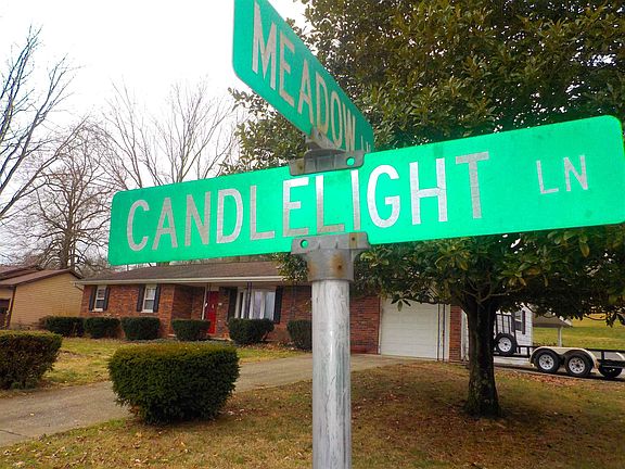 2nd image of 201 Candlelight Ln