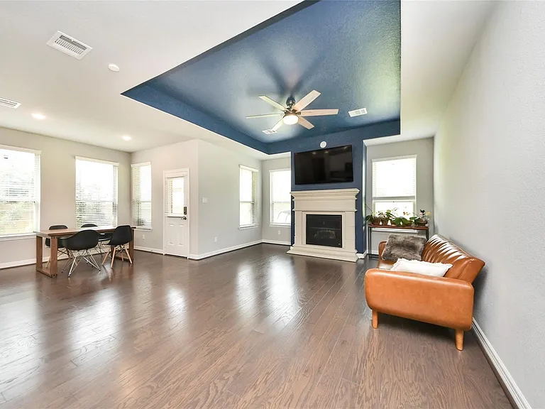 120 Chestnut Run Ct — Photo 17