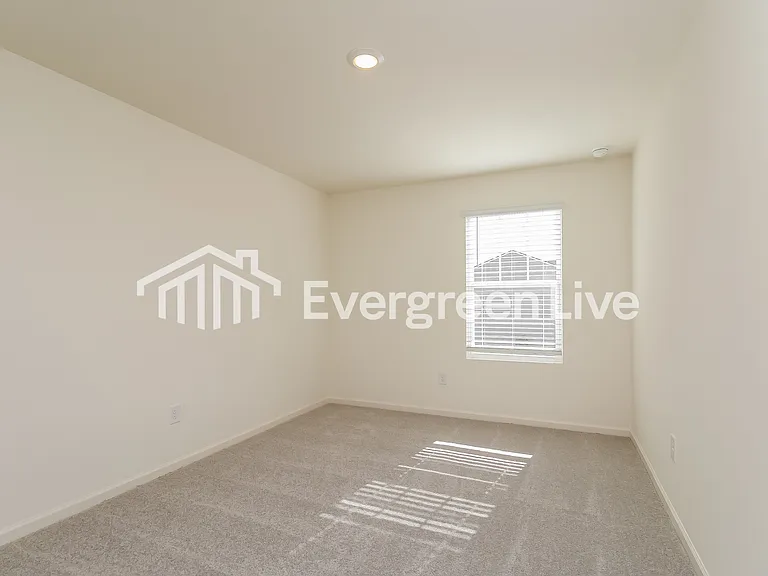 504 Otway Loop — Photo 11