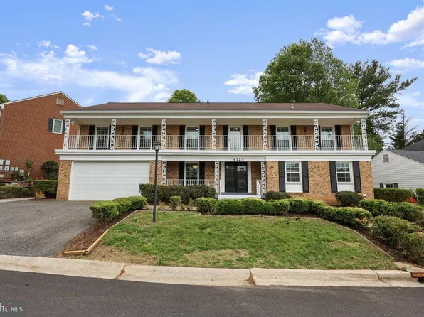9725 Lookout Pl, Gaithersburg, MD 20886