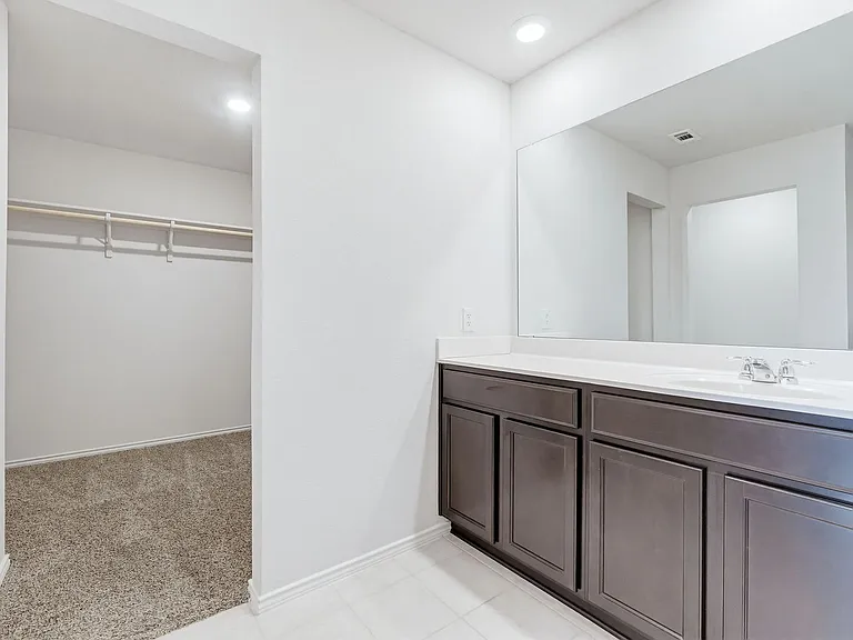 9505 Kensley Rose Dr — Photo 9