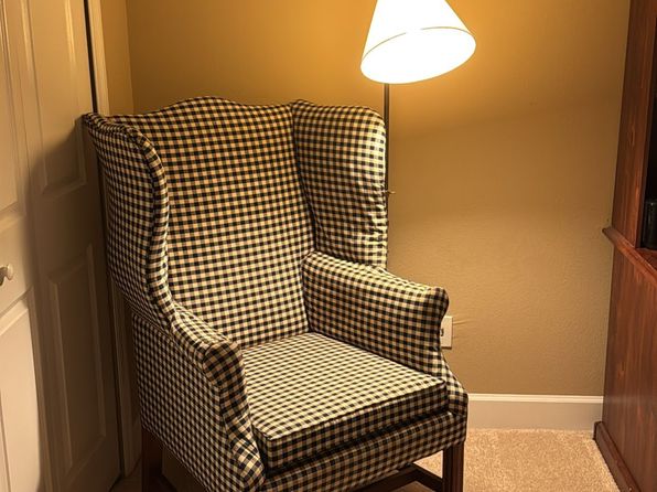 1221 Olmstead Blvd APT 211