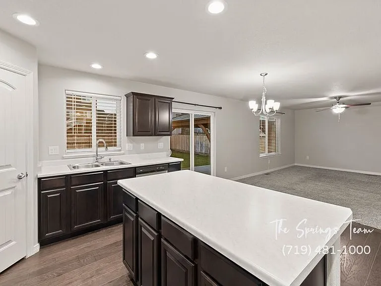 10957 Matta Dr — Photo 16