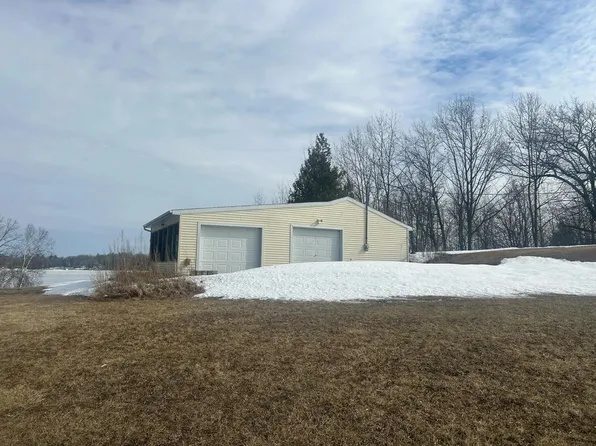 1378 Green Mountain Ln, West Branch, MI 48661