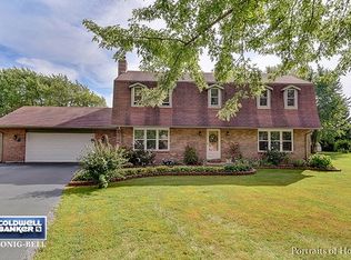 40W041 Sturbridge Way, Elgin, IL 60124