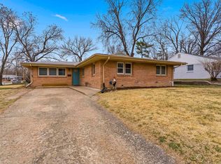 2456 Hobbs Dr, Manhattan, KS 66502