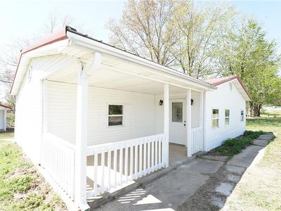 917 N Poplar St, Dexter, MO, 63841