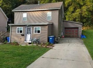 35 N Lincoln Ave, Carpentersville, IL
