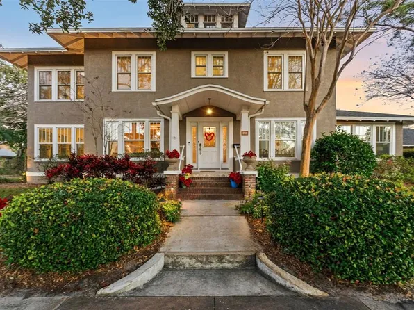 231 72nd St N, Saint Petersburg, FL 33710