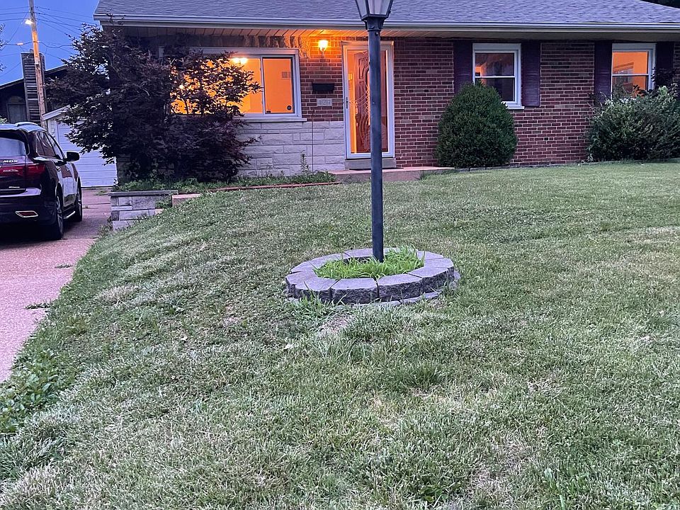 1st image of 427 Greenmeadows Dr