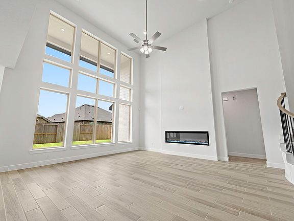 3rd image of 30935 Golden Felipe St