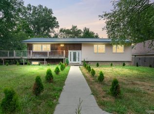 5670 Kinneville Rd, Eaton Rapids, MI 48827