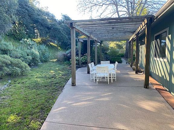 Patio furniture included, perfect for outdoor dining